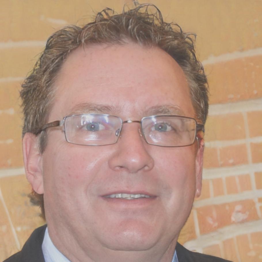 Portrait de Rainier Deschamps, consultant tendances mode